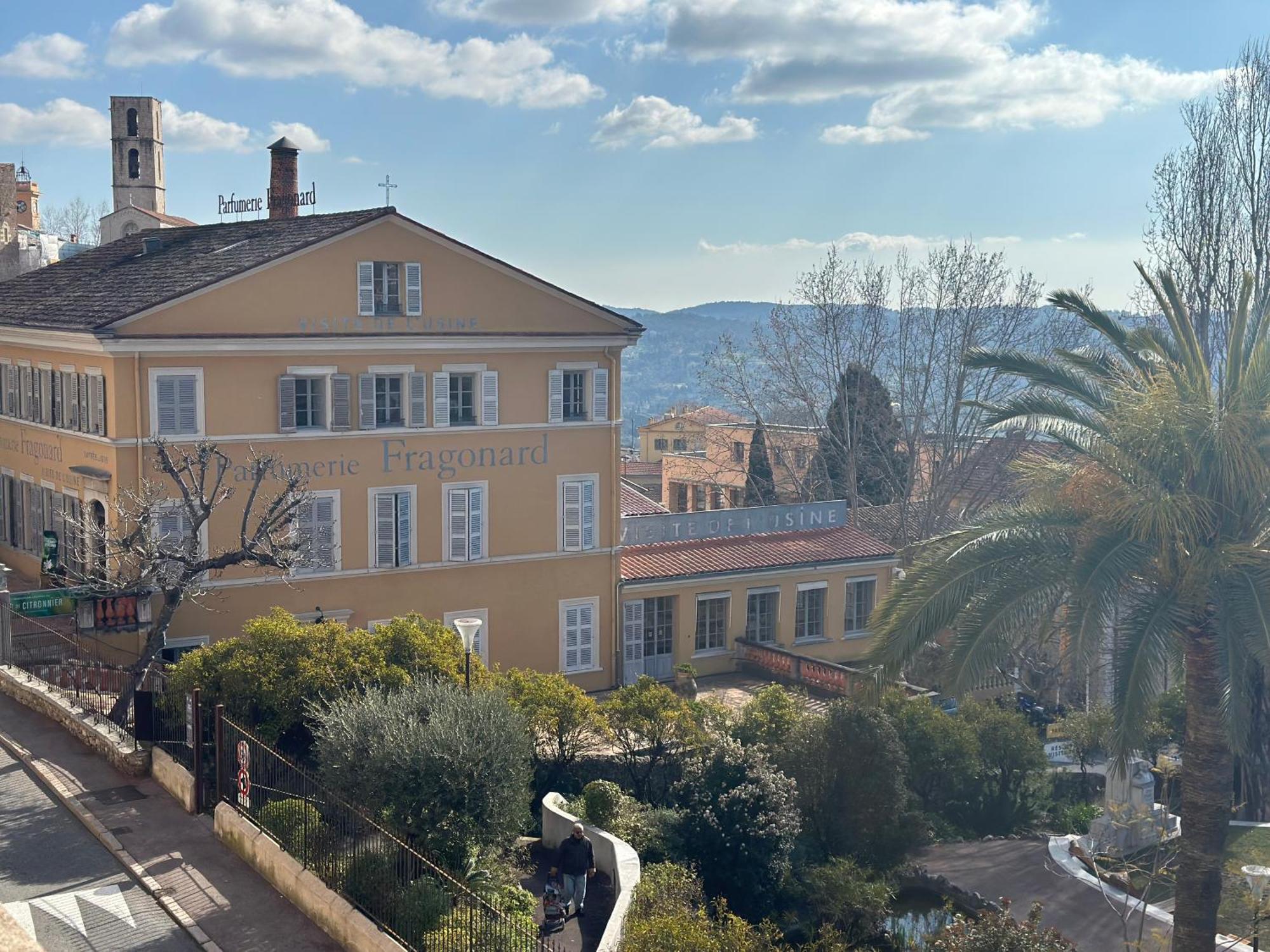 2 Pieces Vue Mer A Proximite Des Parfumeries Grasse Bagian luar foto